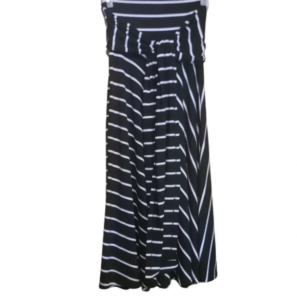 Versona Black/White Maxi Skirt with ties - Picture 1 of 8